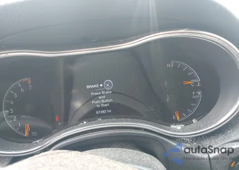 2017 Jeep Grand Cherokee Altitude 4X4 из США, поврежденный, VIN 1C4RJFAG1HC700624